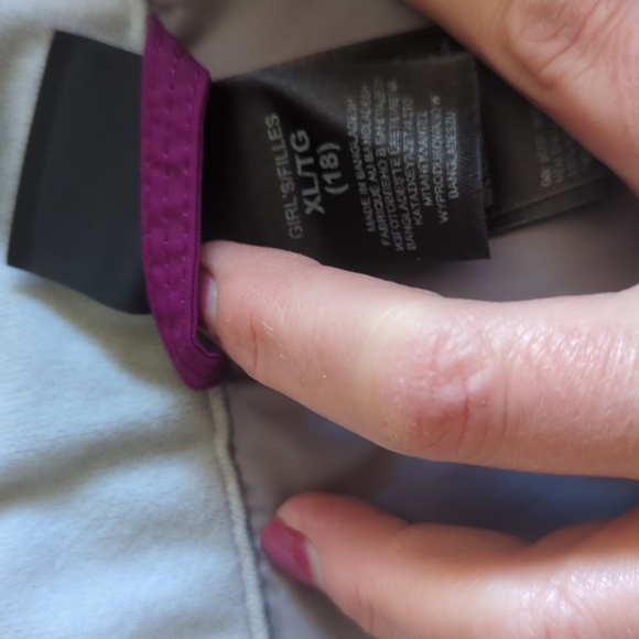 The North Face Snow Pants. Big Girls XL(18). EUC. - Picture 10 of 11